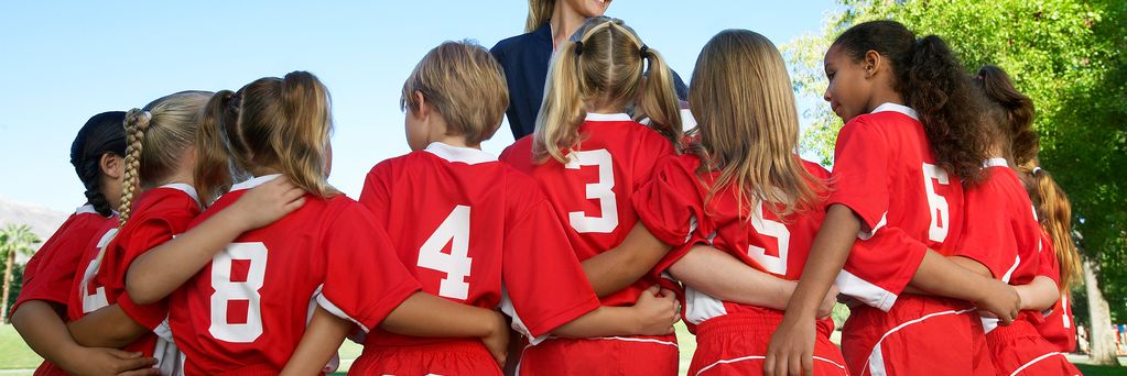 https://www.sportsengine.com/ui_themes/assets/latest/images/portal/banners/soccer_coed_grade-school-1.jpg